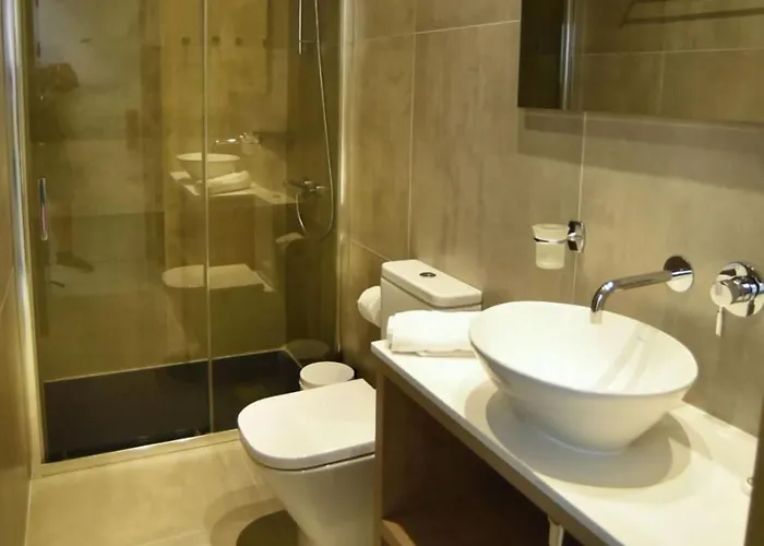 Hai Hotel מלון לרנקה