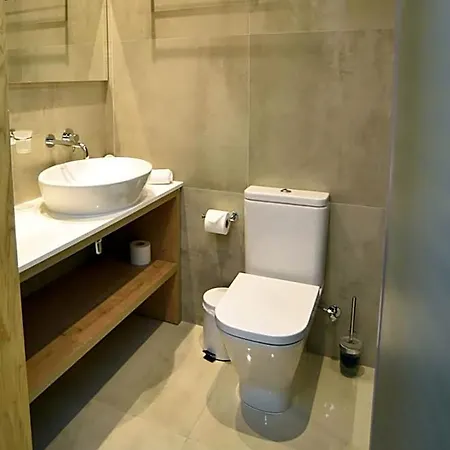 Hai Hotel *