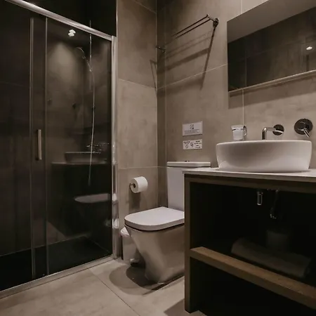 מלון Hai Hotel *
