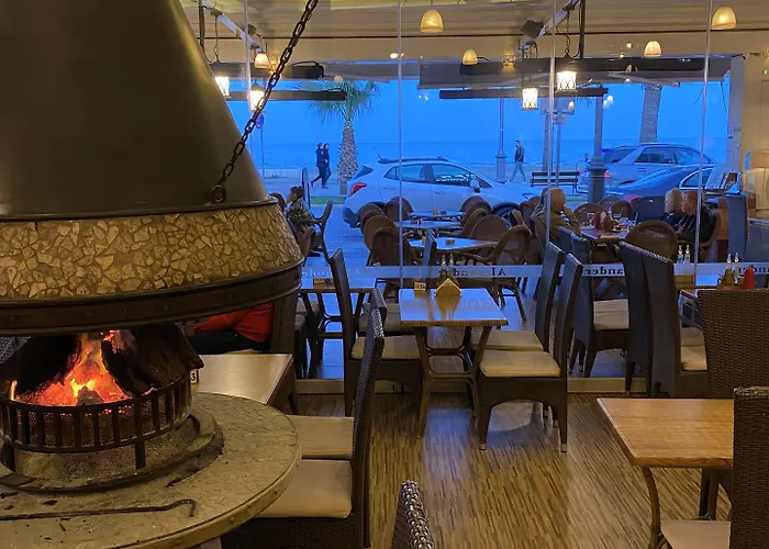 Hai Hotel ホテル ラルナカ